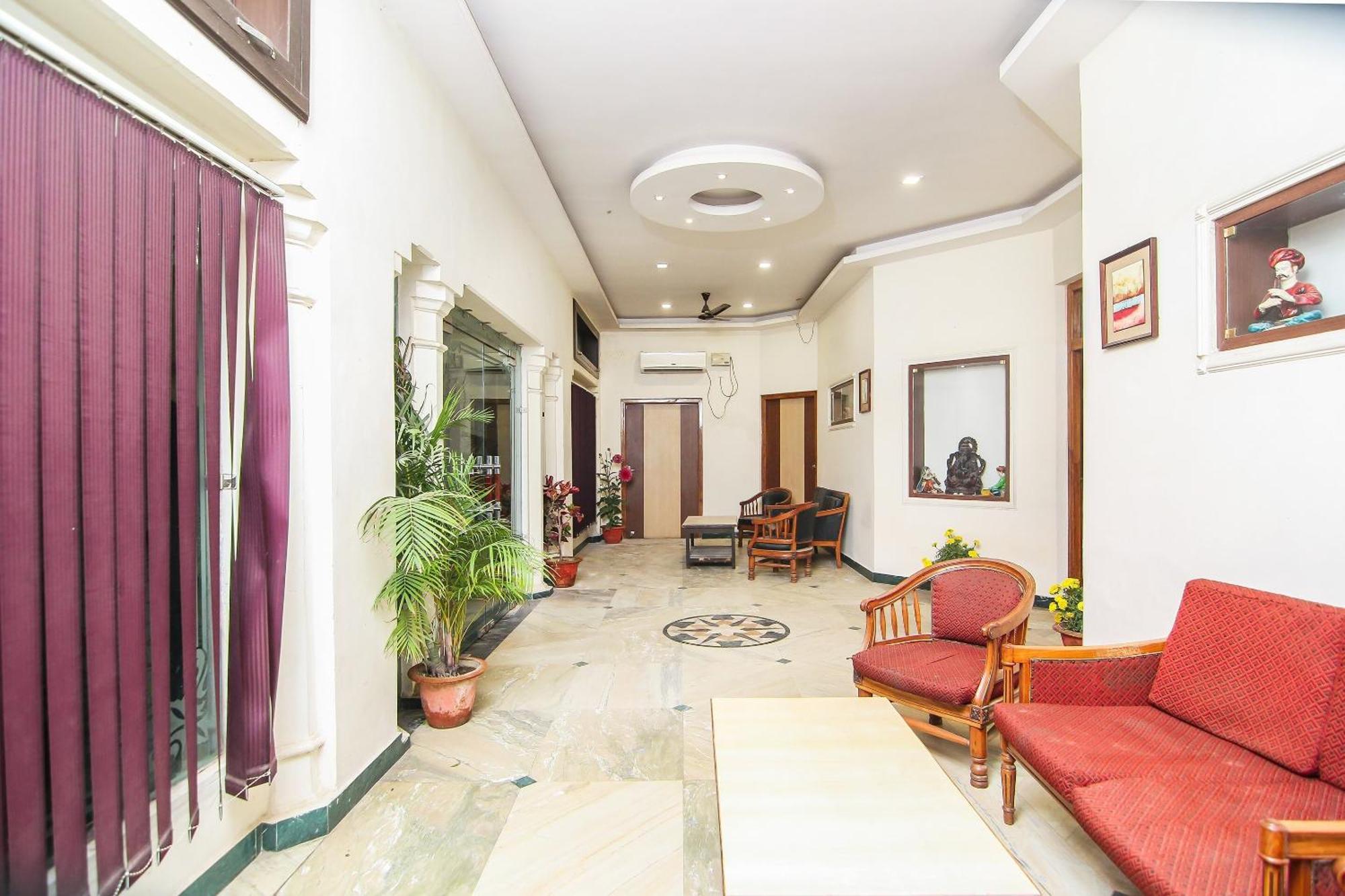 Lukergunj Holidays Prayagraj Exterior photo